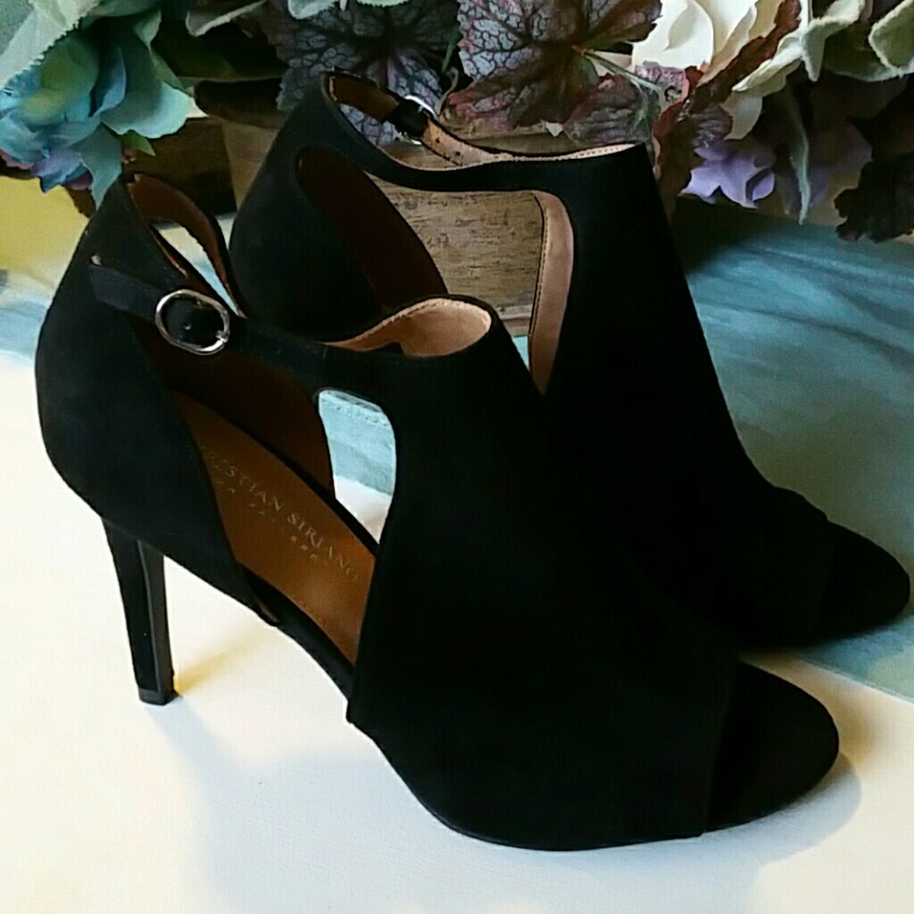 Christian Siriano Black Faux Suede Heels
